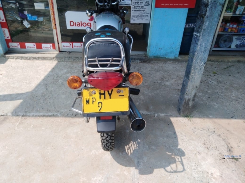 Bajaj Boxer 2005