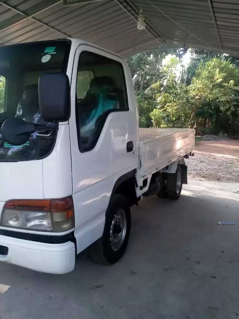 Isuzu Jeslo 1998