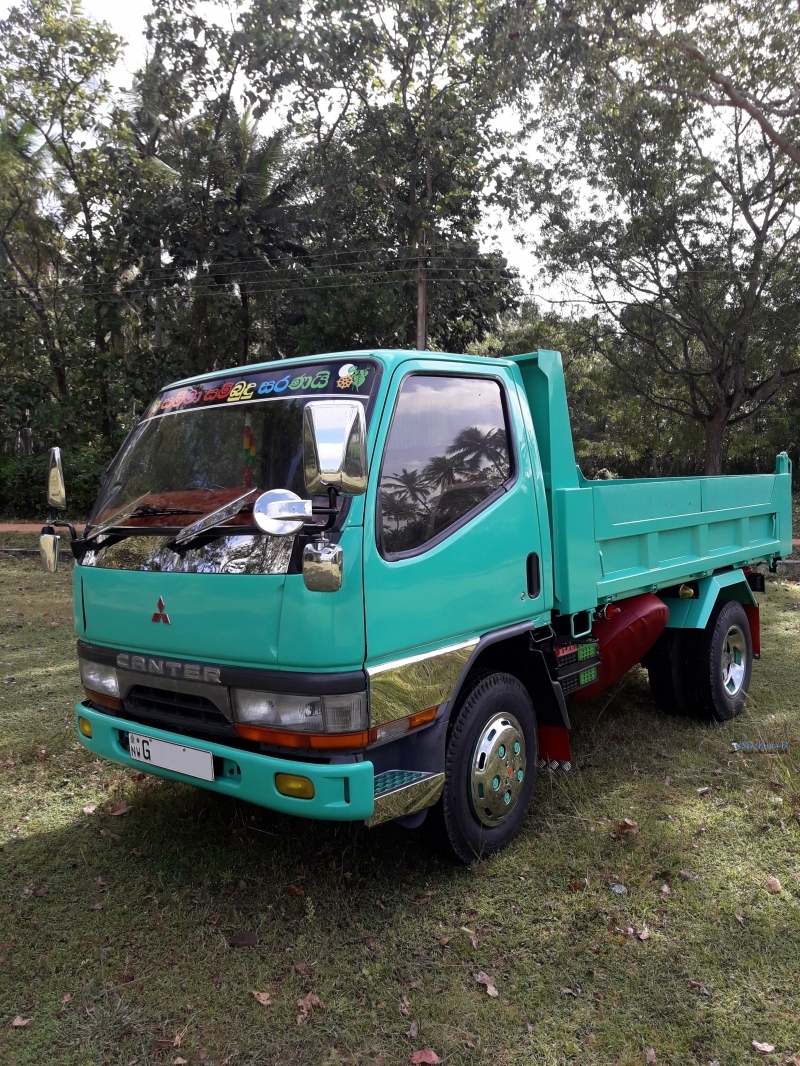 Mitsubishi Tipper 1996