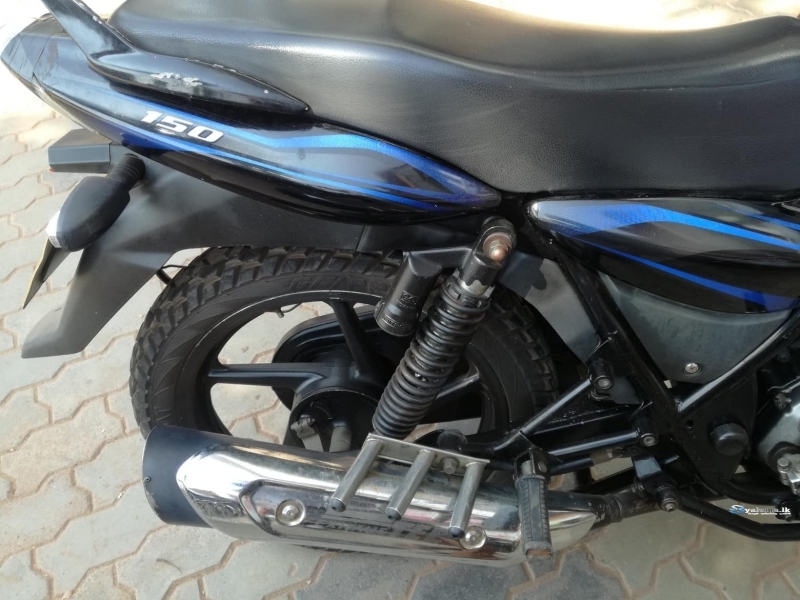 Bajaj Discover 150 2012