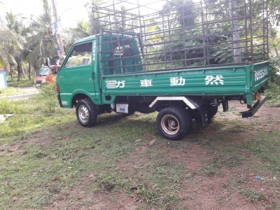 Nissan Vanette Truck 1996