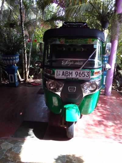 Bajaj 4 Stroke Three Wheeler