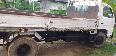 Isuzu ELF 4BD1 1990