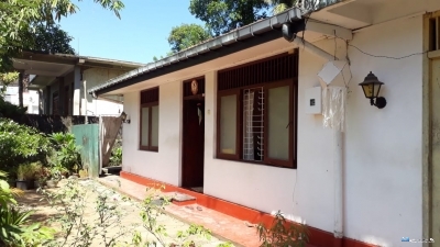 House with Land for Sale in Avissawella