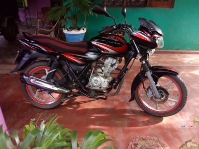 Bajaj Discover 125 2016