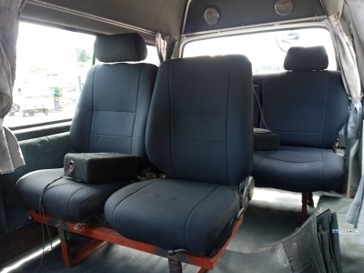 Toyota Hiace Dolphin 