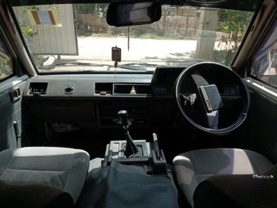 Nissan Vanet 1988