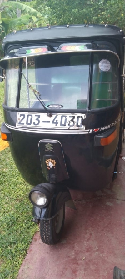 Bajaj RE 2Strock ThreeWheeler 2003