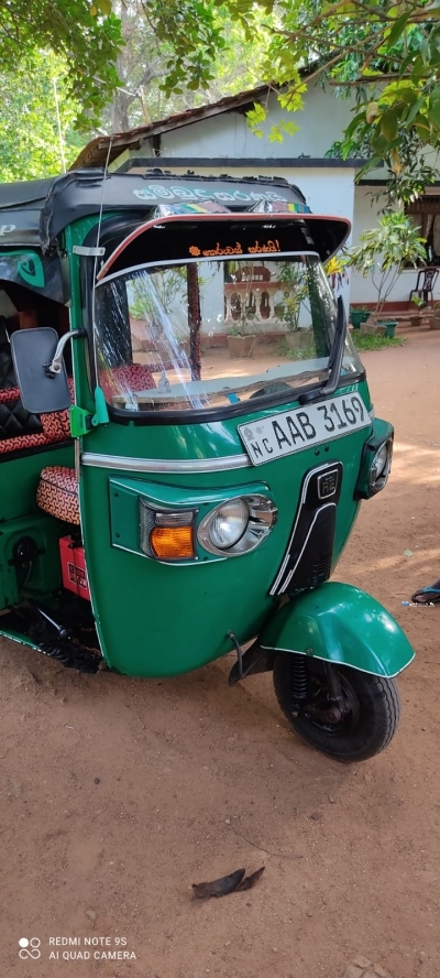 Bajaj RE 205 Three Wheeler 2012