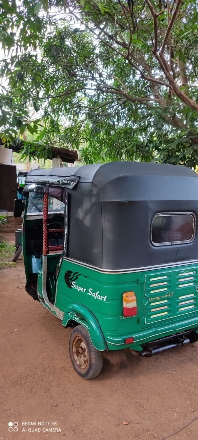 Bajaj RE 205 Three Wheeler 2012