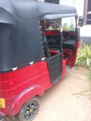 Bajaj Three Wheel 2008 