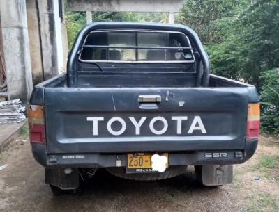 Toyota Hilux LN107 1993