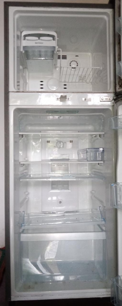 LG FRIDGE