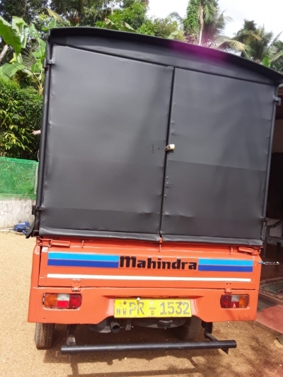 Mahindra Maxximo Lorry 2011