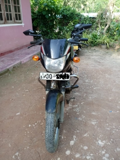 Bajaj CT100 2005