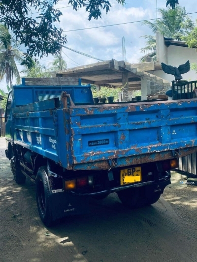 Mitsubishi Canter Tippler Lorry 