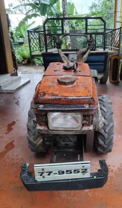 Tractor For Sale අත් ට්‍රැක්ටර් විකිණීමට