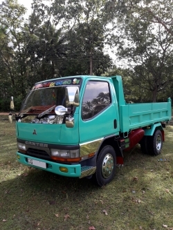 Mitsubishi Tipper 1996