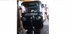 Bajaj 4 Stroke Three Wheeler