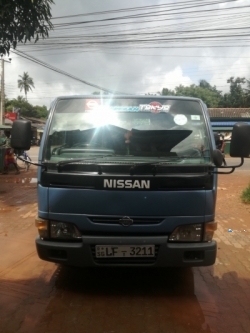 Nissan CabStar 2001