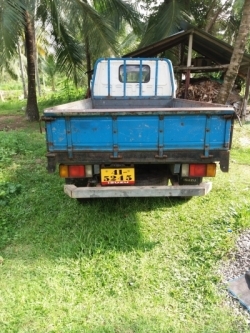 Isuzu ELS Lorry 1982