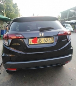 Honda Vezel Hybrid 2014