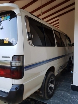 Toyota Hiace Super GL