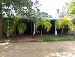 Guest House with Garden for Sale in Elpitiya