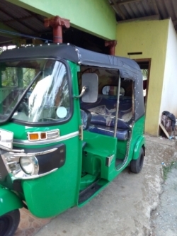 Bajaj RE 4Strock ThreeWheeler 2014