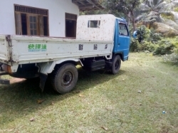 Isuzu Elf 1980