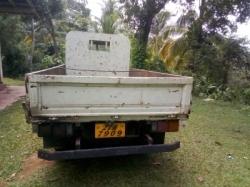 Isuzu Elf 1980