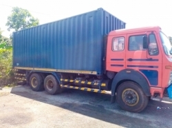 Tata LPT 2516 Lorry 2011