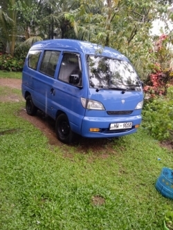 Micro Van 2004