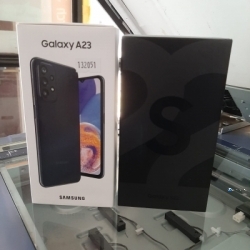 Samsung Galaxy S22 | A 32 (Used)