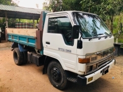 Toyota Dyna Lorry 1992 