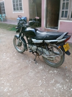 Bajaj CT100 2005