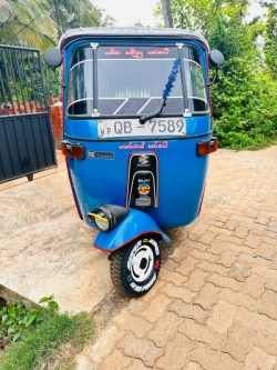 Bajaj RE Three Wheeler 2005