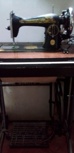 Singer Sewing Machine