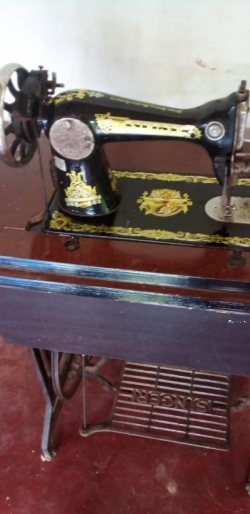 Singer Sewing Machine