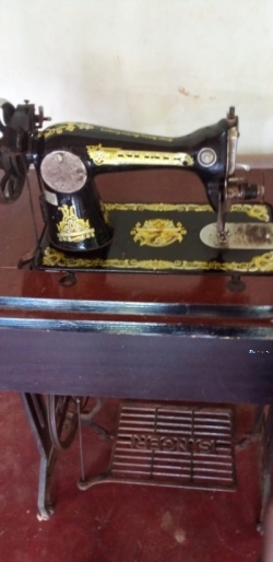 Singer Sewing Machine